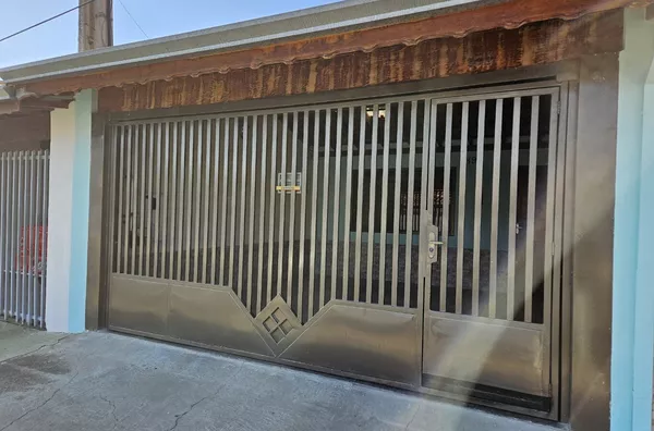 Casa para aluguel com 02 dormitórios,  Jardim Europa, Amparo