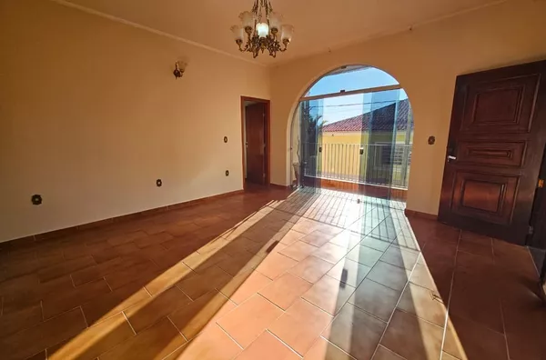 Casa em excelente localização! Centro, Amparo/SP