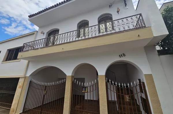 Casa para venda no Centro! Amparo-SP