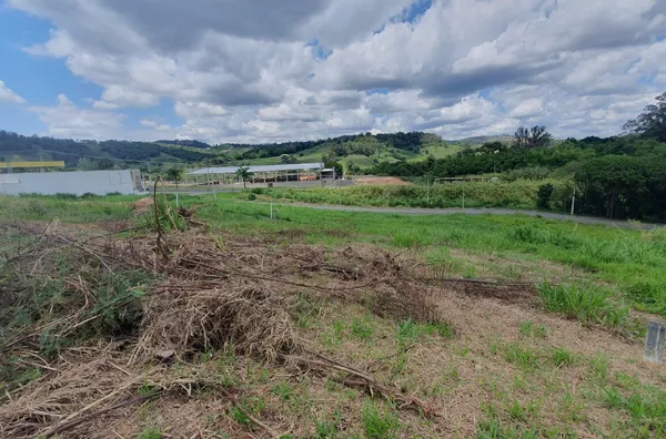 Excelente terreno comercial à venda no Terras De Monte Alegre! 