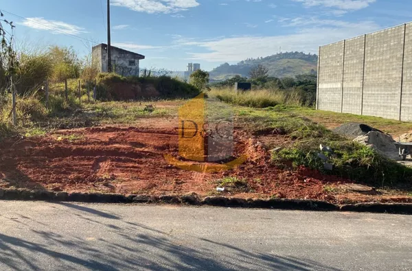 Terreno comercial em excelente localização!