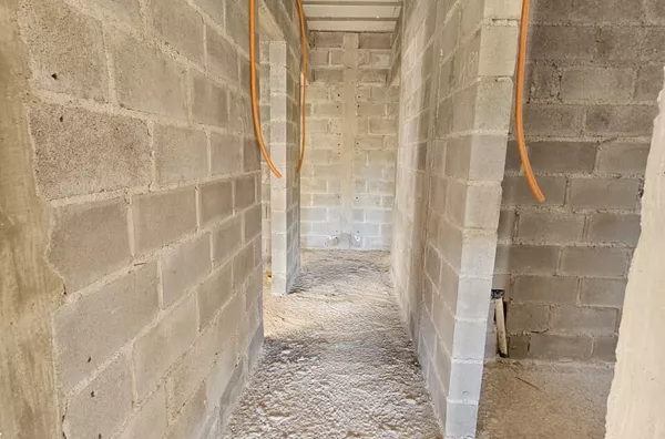 Casa em fase de acabamento no Jardim São Roberto! Amparo-SP - Foto 32