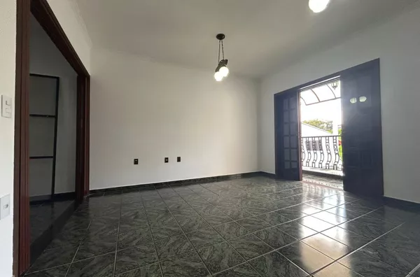 Excelente casa no Jardim Bianca! Amparo_SP