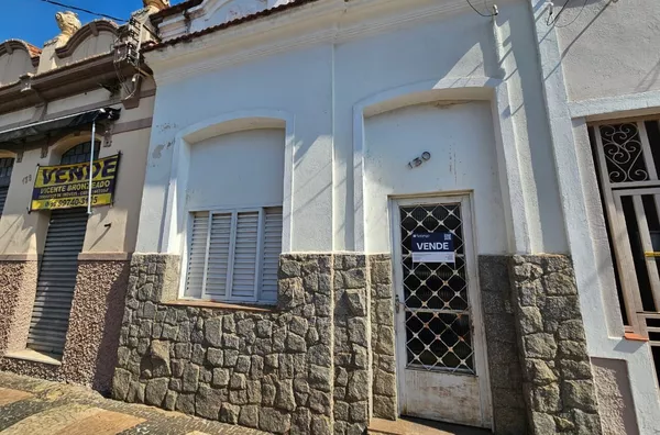 Casa para Venda com 02 dormitórios, Centro, Amparo