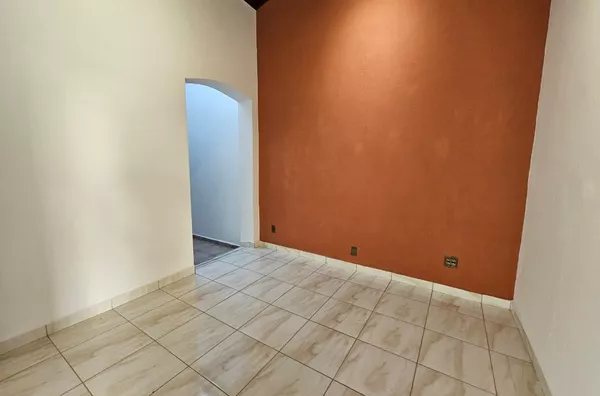 Ótima casa à venda no Centro! Amparo-SP - OPORTUNIDADE - Foto 3