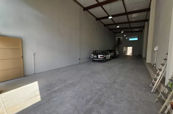 Barracão para locação no Centro! Amparo-SP