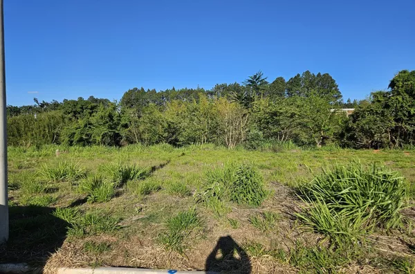 Terreno comercial na avenida principal do Residencial Portal Das Águas, Amparo-SP