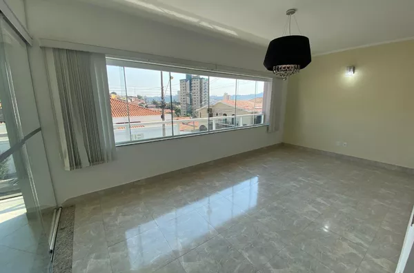 Casa de alto Padrão no Jardim Silvana! Amparo-SP