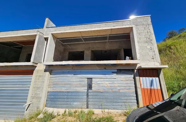 Casa em fase de acabamento no Jardim São Roberto! Amparo-SP