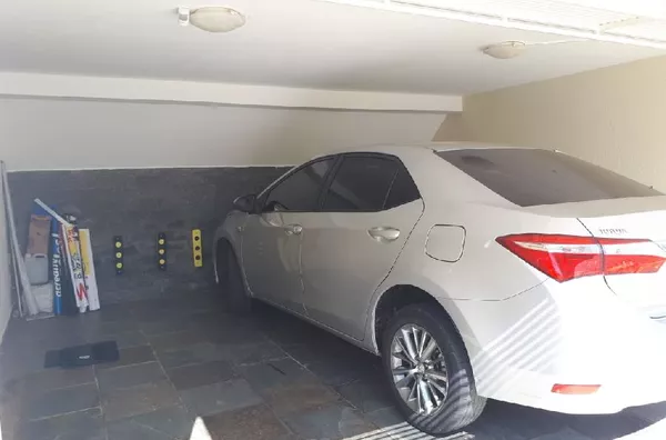 Casa de alto padrão, no Centro!