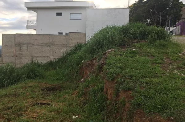 Terreno com linda vista bairro Pinheirinho