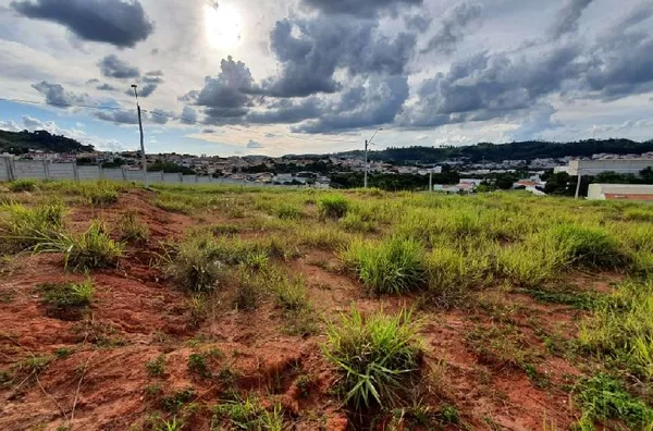 Terreno no novo Condomínio Villa Di Roma em Amparo-SP!