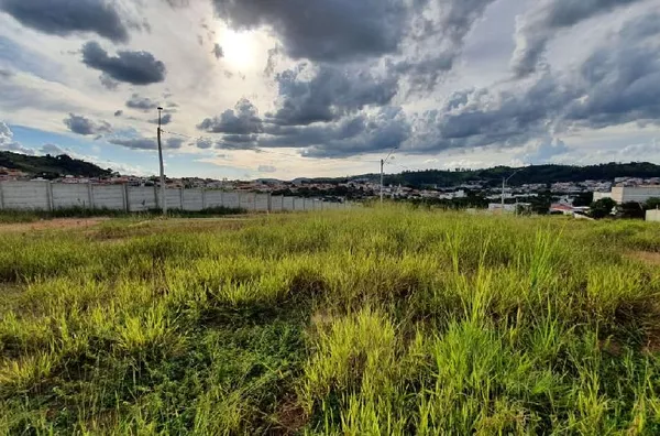 Terreno no novo Condomínio Villa Di Roma em Amparo-SP!