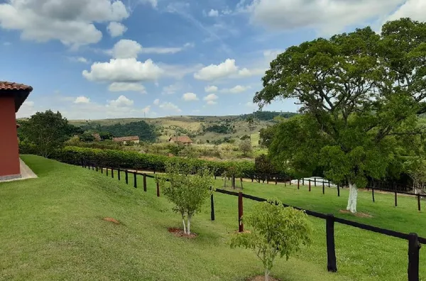 Mini Haras próximo a futura represa de Pedreira-SP! 