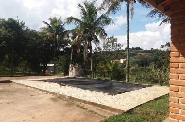 Sítio com granjas montadas em Pedreira-SP! 