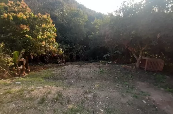 Chácara com 1.700 m2 no Pq. do Sol!