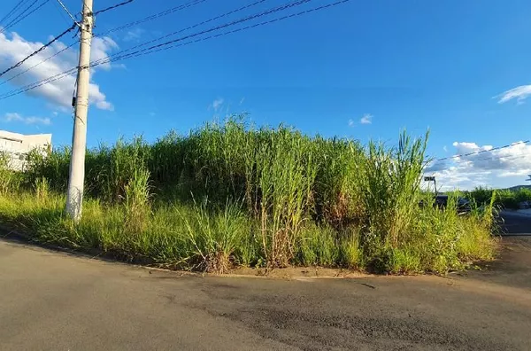 Ótimo terreno no Terras de Monte Alegre