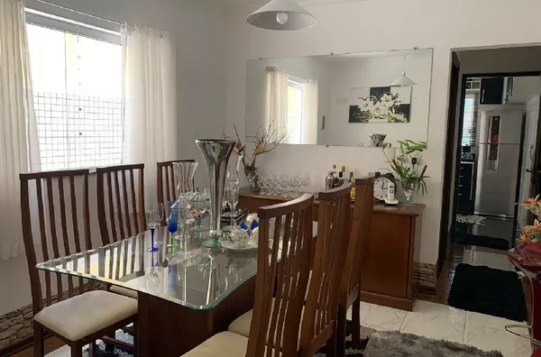 Maravilhoso sobrado no Jardim Figueira com ótimo acabamento! 