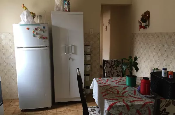 Casa à 200m do Centro- OPORTUNIDADE