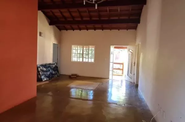 Casa à venda no bairro Girardelli, em Monte Alegre do Sul! 