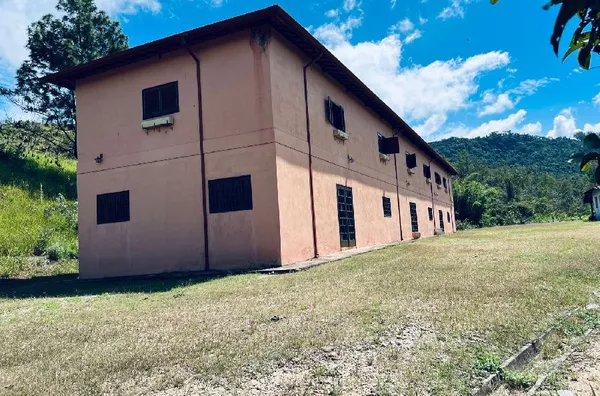 Excelente propriedade com 224.000m² no Jardim Seabra! 