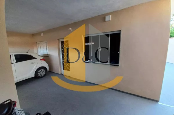 Imóvel com 2 casa independentes. OPORTUNIDADE DE INVESTIMENTO!