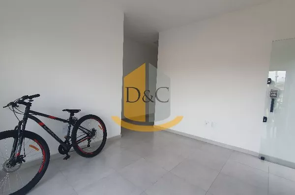 Imóvel comercial, contendo 02 barracões e 10 salas. OPORTUNIDADE DE INVESTIMENTO! 