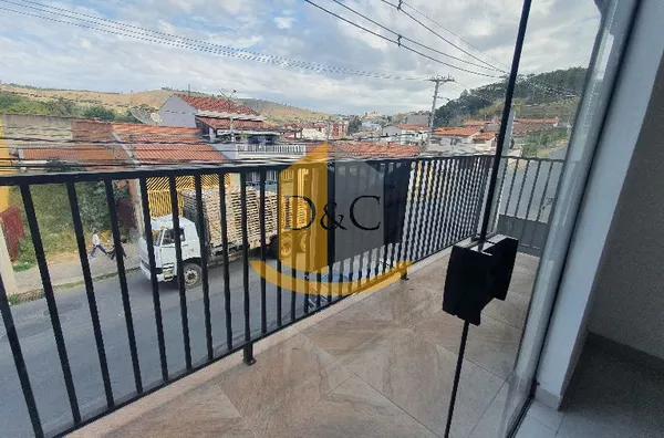 Imóvel comercial, contendo 02 barracões e 10 salas. OPORTUNIDADE DE INVESTIMENTO! 