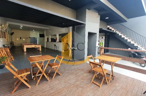 Imóvel comercial, contendo 02 barracões e 10 salas. OPORTUNIDADE DE INVESTIMENTO!