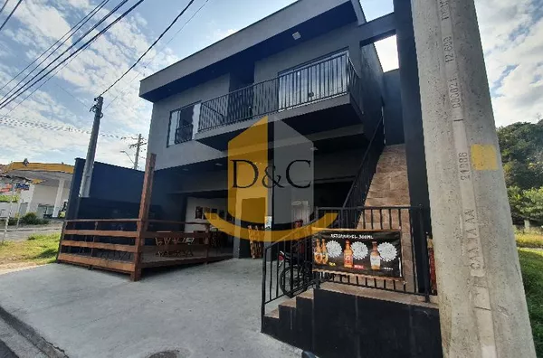 Imóvel comercial, contendo 02 barracões e 10 salas. OPORTUNIDADE DE INVESTIMENTO! 