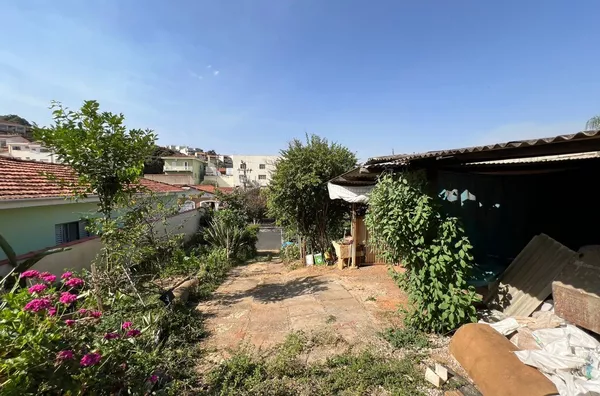 Terreno de 300m² no Jardim Das Orquideas! Amparo-SP