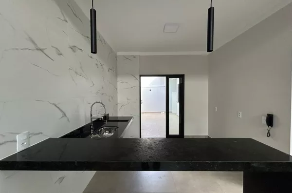 Casa NOVA à venda no Loteamento Parque Itapuã, Amparo-SP!