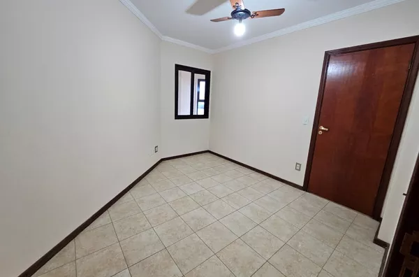 Apartamento no Ed. Monte Carlo! Centro, Amparo-SP