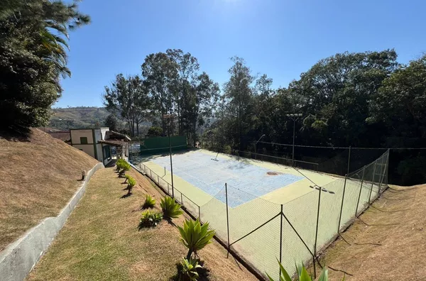 Linda área à venda no Jardim Santa Helena! Amparo