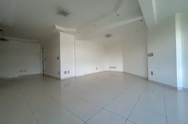 Apartamento no Ed. Monte Carlo! Amparo-SP