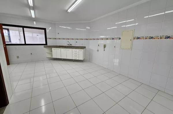 Apartamento no Ed. Monte Carlo! Centro, Amparo-SP