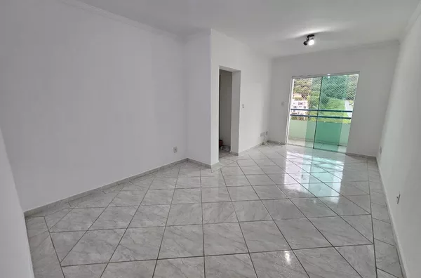 Apartamento para aluguel, Ed. Malaga - Jardim Santo Antônio, Amparo