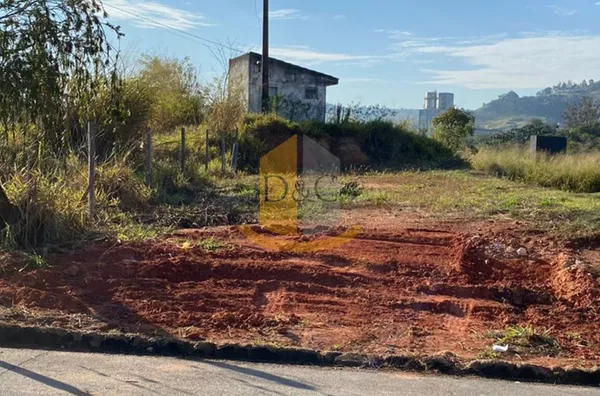 Terreno comercial em excelente localização!