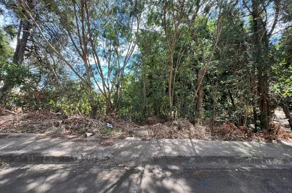 Excelente terreno de chácara para venda no Parque Flamboyant, Amparo-SP!