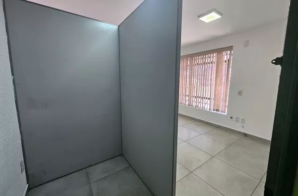 Sala comercial em galeria para aluguel,  Jardim Novo Amparo, Amparo