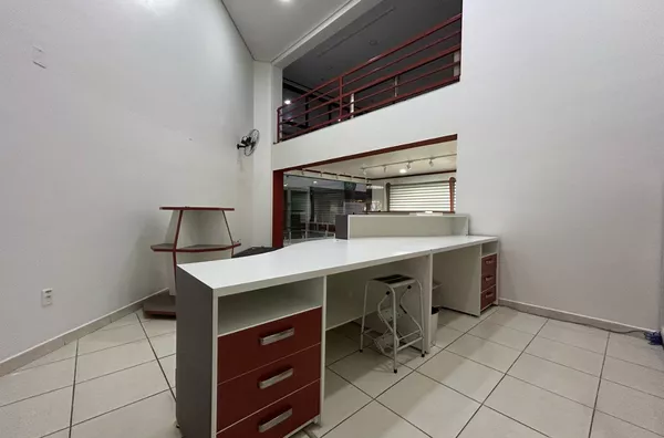 Sala comercial em galeria para aluguel,  Centro, Amparo