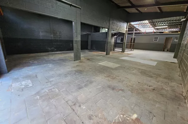 Barracão no Pq. Modelo! - Foto 2