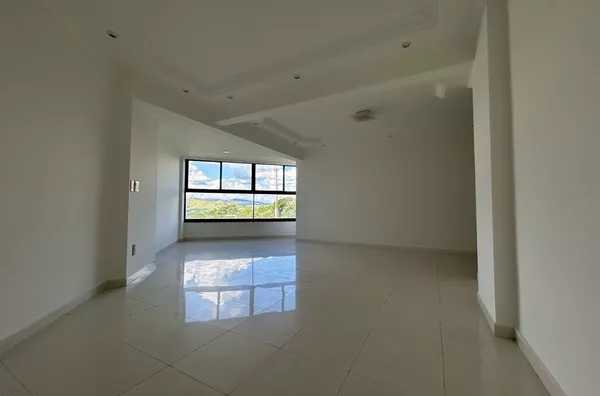 Apartamento no Ed. Monte Carlo! Amparo-SP