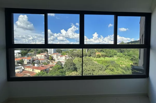 Apartamento no Ed. Monte Carlo! Amparo-SP