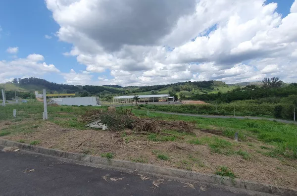Excelente terreno comercial à venda no Terras De Monte Alegre! 
