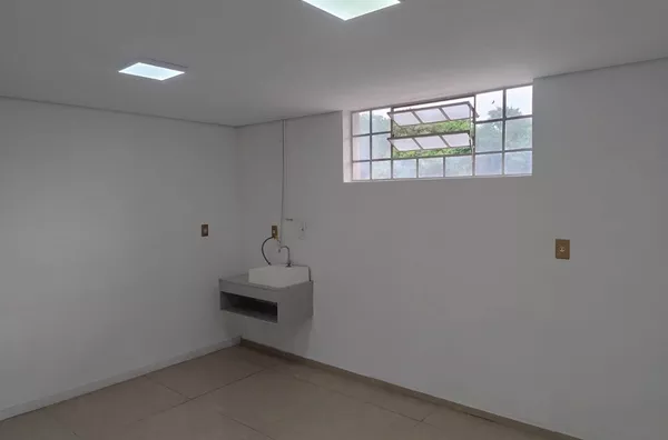 Sala comercial em galeria para aluguel,  Jardim Novo Amparo, Amparo