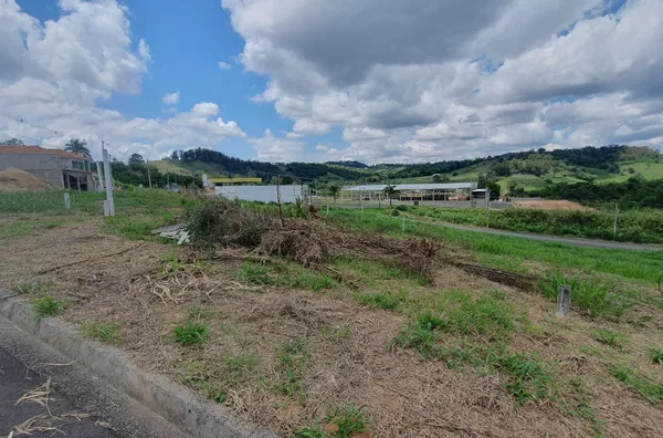 Excelente terreno comercial à venda no Terras De Monte Alegre! 