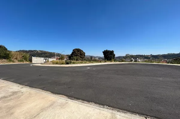 Terreno em localização privilegiada no Jd. Alberto! Amparo/SP