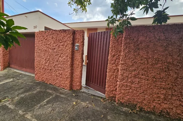 Excelente casa para locação no Jardim Brasil, Amparo-SP! (02 casas) - Foto 38