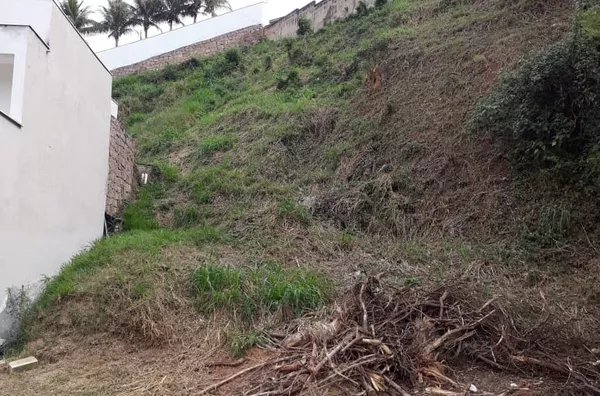 Terreno para venda no Jardim Itália com linda vista! Amparo/SP